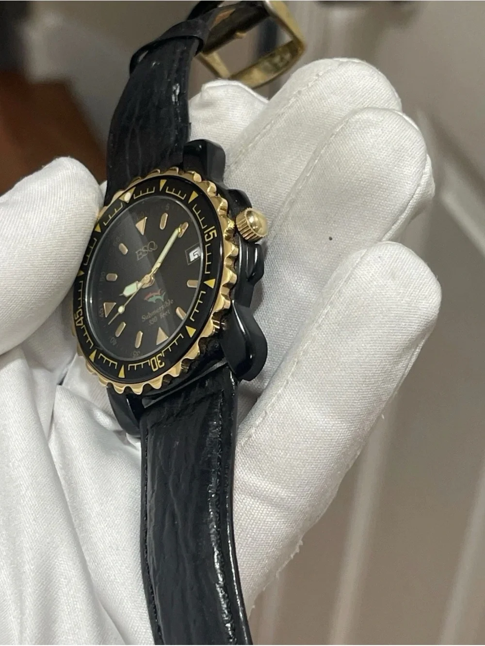 ESQ Movado Submersible Black Dial Gold Tone 330ft Diver 40mm Men’s Quartz